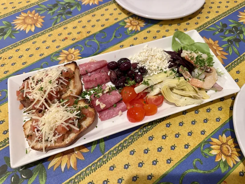 Feierabend-Überraschung: Antipasti-Teller 6,90 € statt 12,90 €